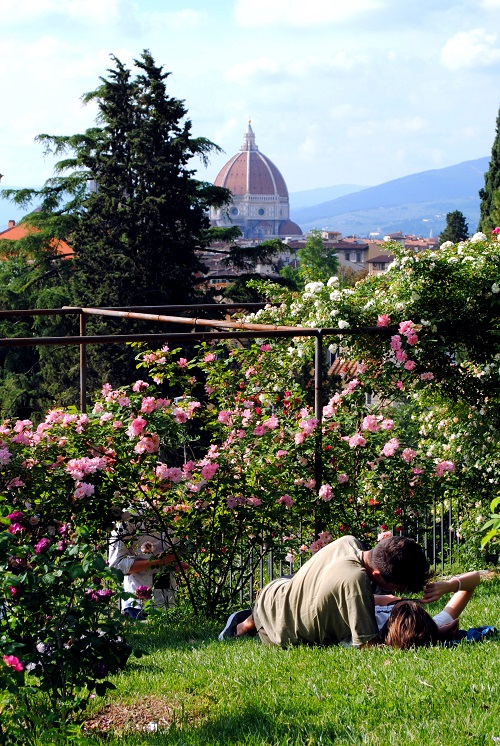 firenze primavera giardini in fiore 